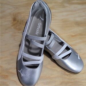 Puma Silver Metallic Ortholite Ballet Flats with Elastic Straps